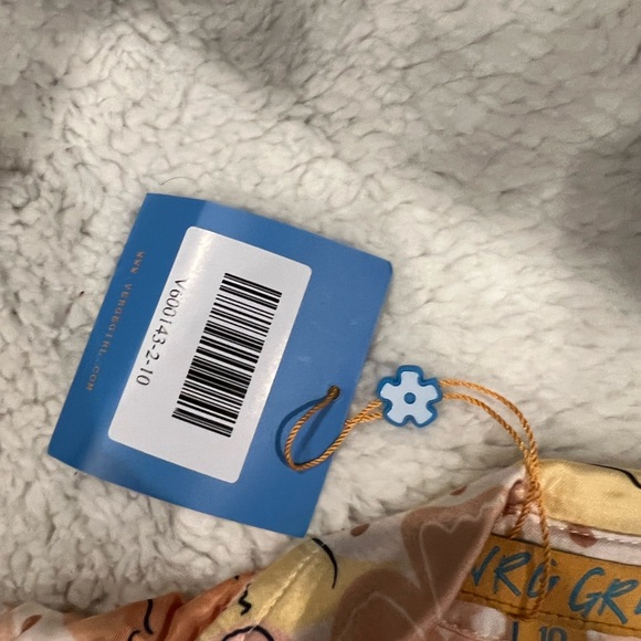 VRG GRL Valerie Button Front Shirt // Peach
Size: 10 - Picture 4 of 4